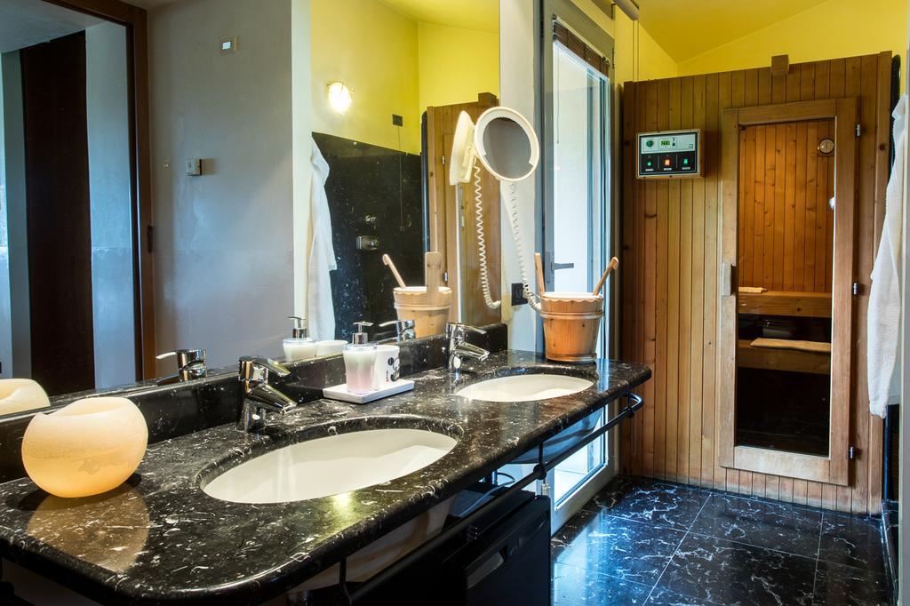 B&B Villa Adriano Desenzano del Garda Zewnętrze zdjęcie
