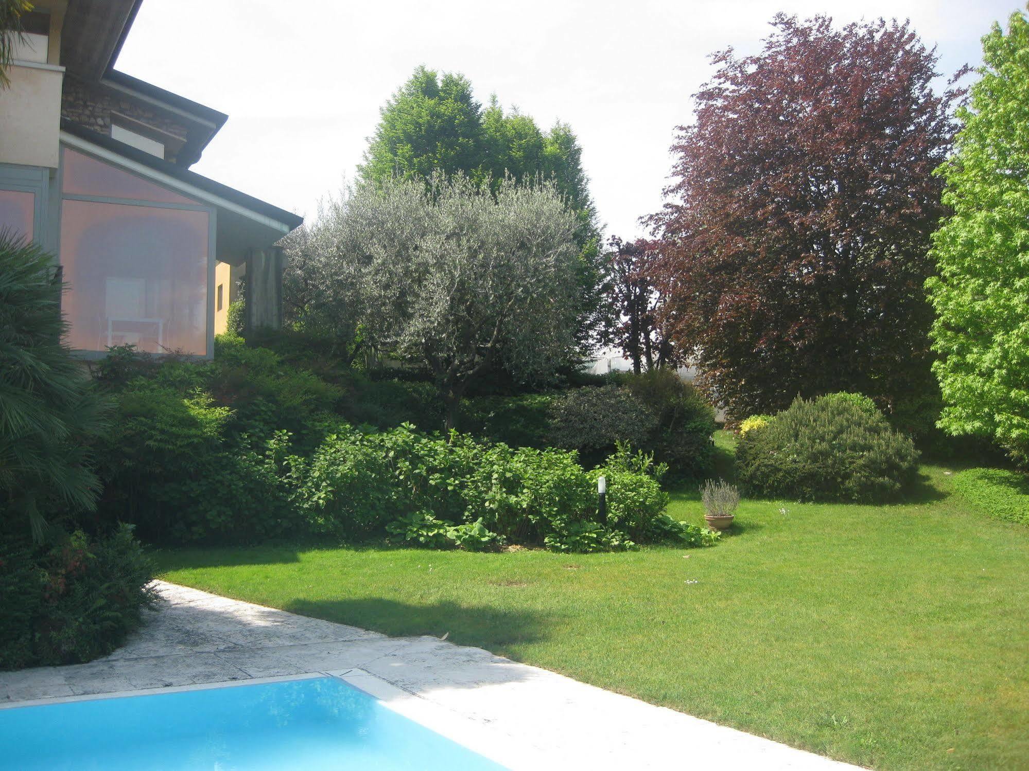 B&B Villa Adriano Desenzano del Garda Zewnętrze zdjęcie